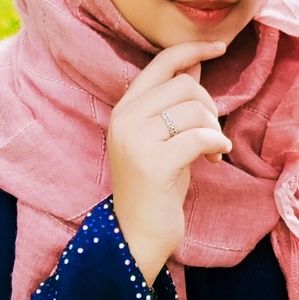 Meet your Posher, Nasreen